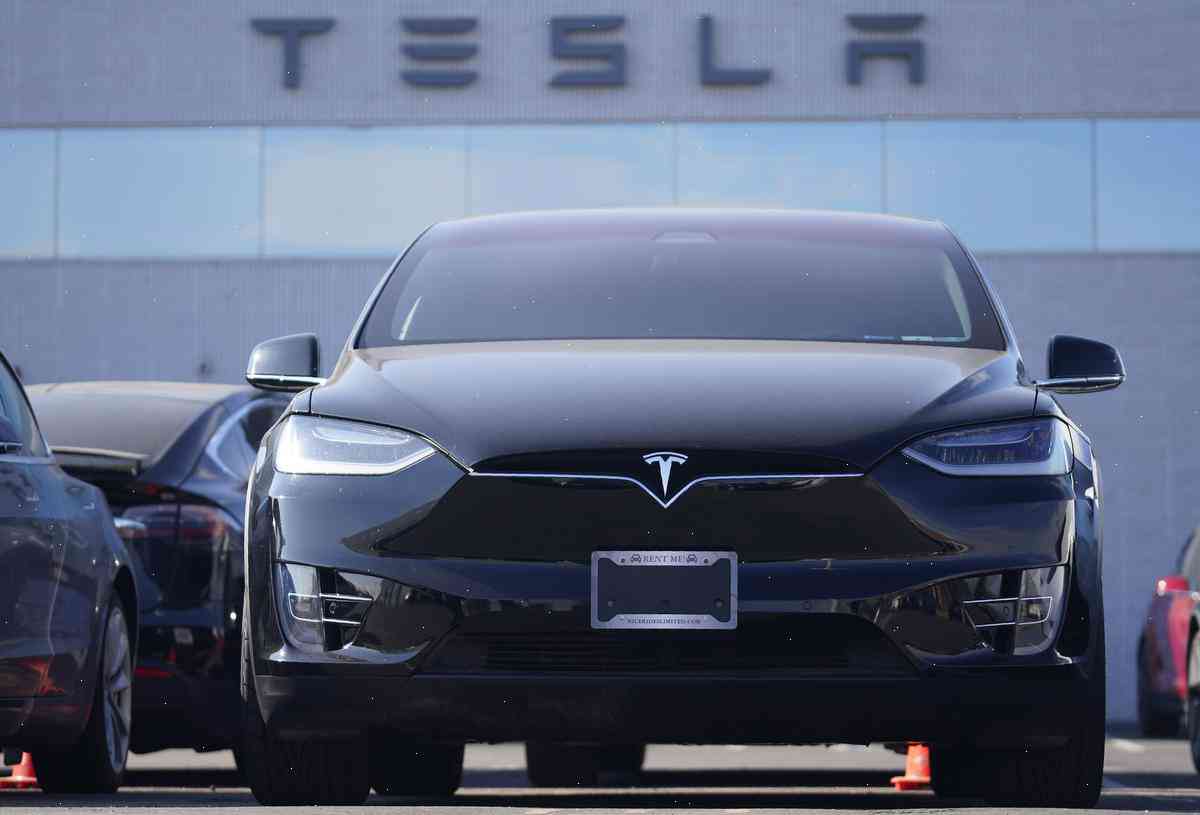 Tesla eyes the future: $1,400 a share, new floor for Model S